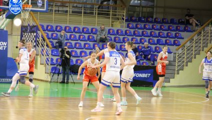 «Спартак» побеждает в Новосибирске