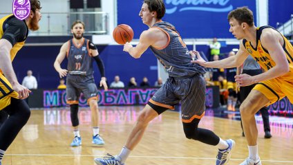 «Химки» уверенно переиграли «ЧБК»