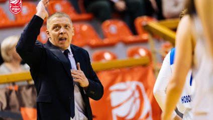 «Энергия» побеждает в Новосибирске