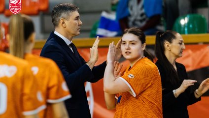 «Энергия» побеждает в Новосибирске