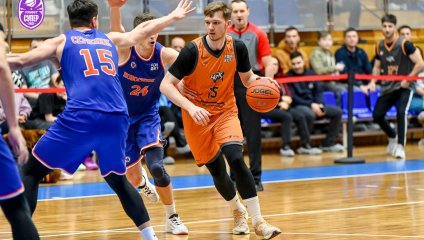 «ЧБК» уверенно выиграл у «Новосибирска»