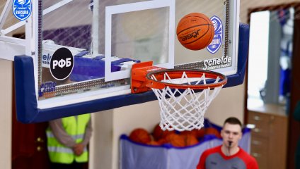 «Металлург» обыграл «Надежду-2»