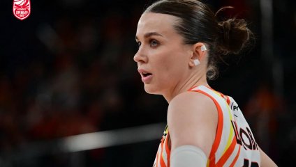 «Лисицы» хладнокровно обыграли «Надежду» в Екатеринбурге