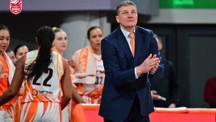 «Лисицы» хладнокровно обыграли «Надежду» в Екатеринбурге