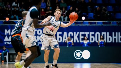 «Металлург» открыл сезон поражением от действующего чемпиона   