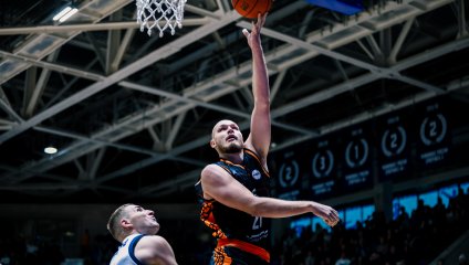 «Металлург» открыл сезон поражением от действующего чемпиона   