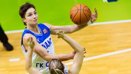 «Надежда» выиграла в Новосибирске