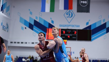 Уфимцы разгромили барнаульцев на родной площадке