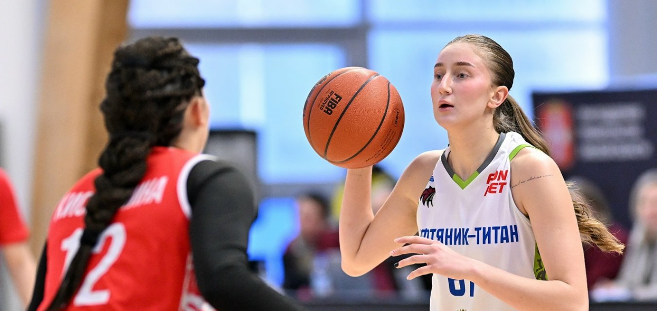 «Нефтяник-Титан-2» продлил победную серию