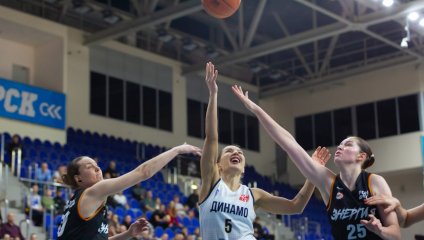 Курское «Динамо» побеждает "Энергию" на классе   