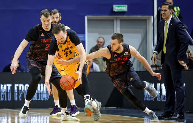 «Химки» уступили «Темп-СУМЗ»