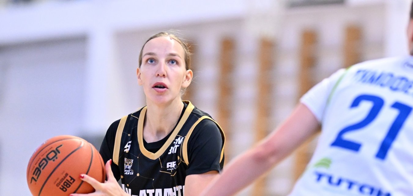 27 очков Олеси Огурцовой принесли «ЧГУ-Атланте» победу в Омске