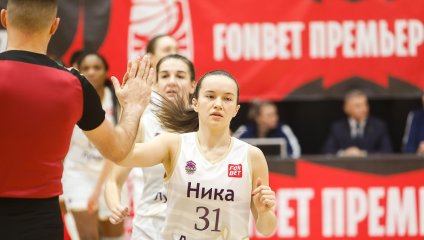 "НИКА-Лузалес" дома справилась с гостями из Курска