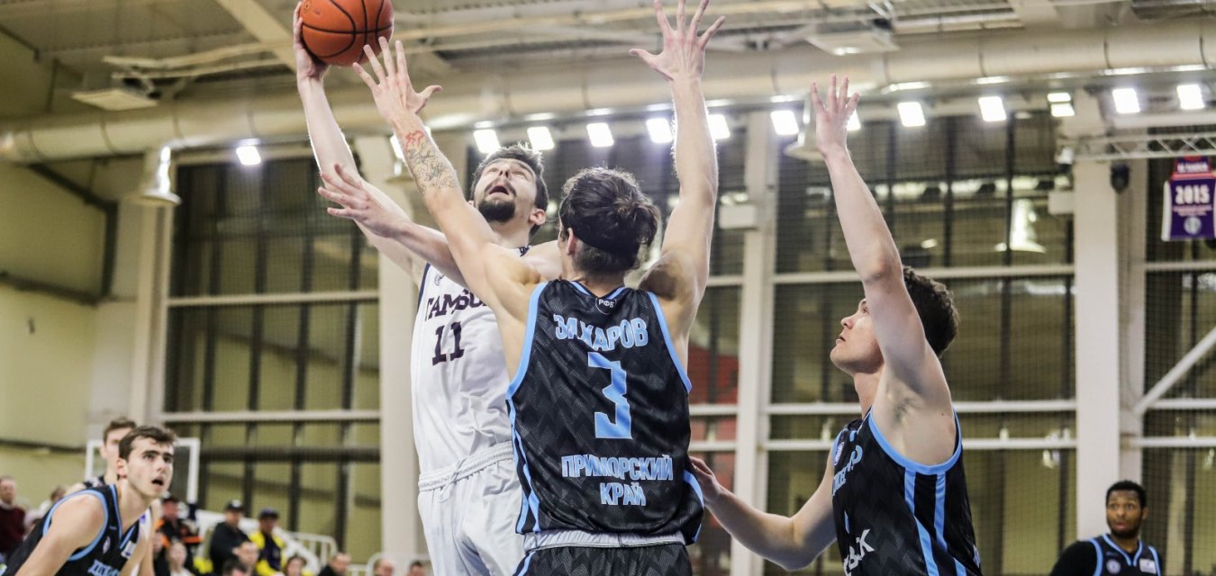 «Тамбов» терпит поражение от приморского «Динамо»