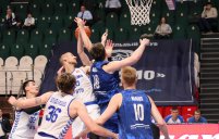 Грозненское "Динамо" уверенной победой над "Металлургом" завершает календарный год