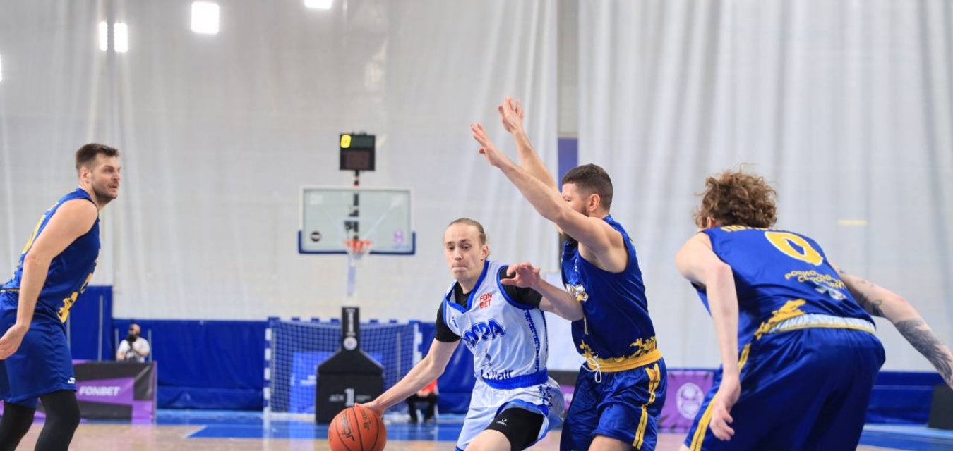 Предпоследний матч года остается за «Югрой»