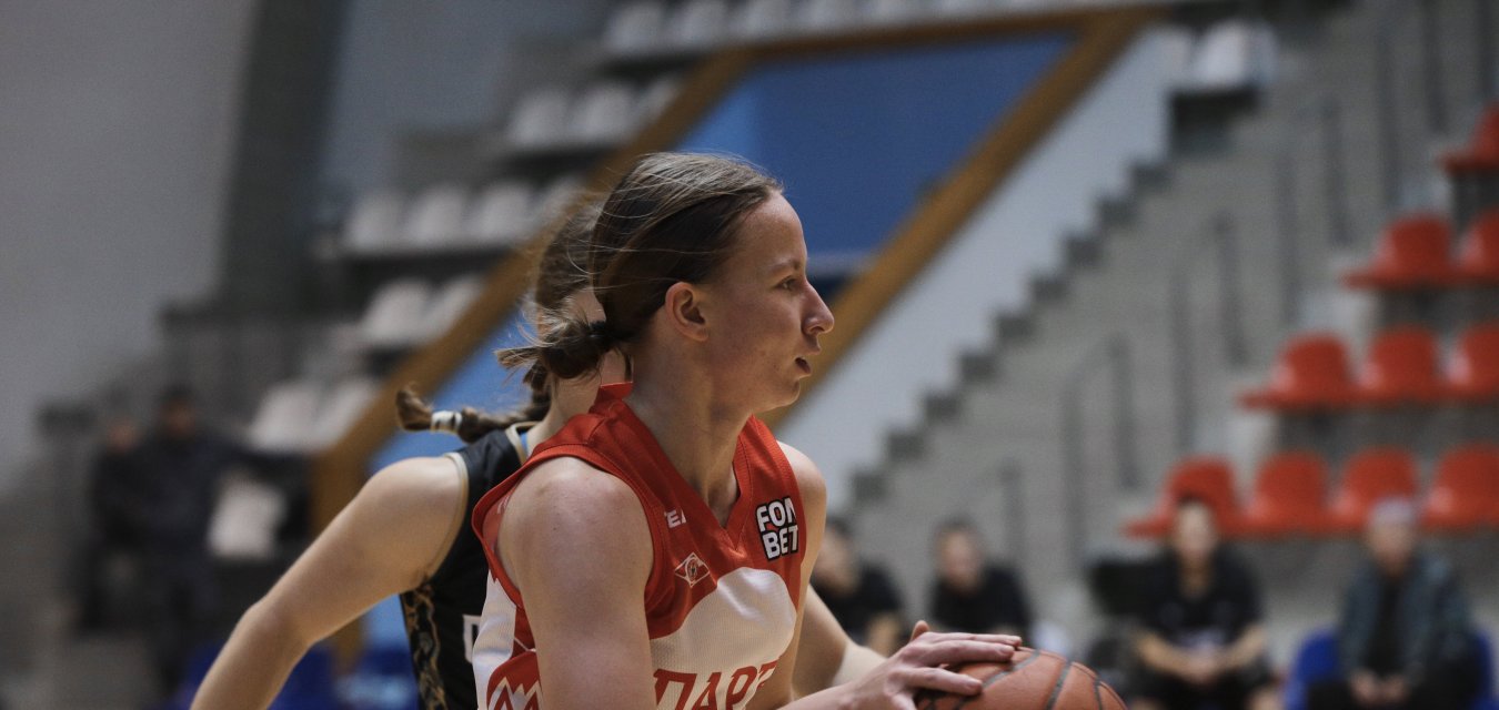 «Спартак» из Ногинска одержал уверенную победу над «Платов-РГЭУ»