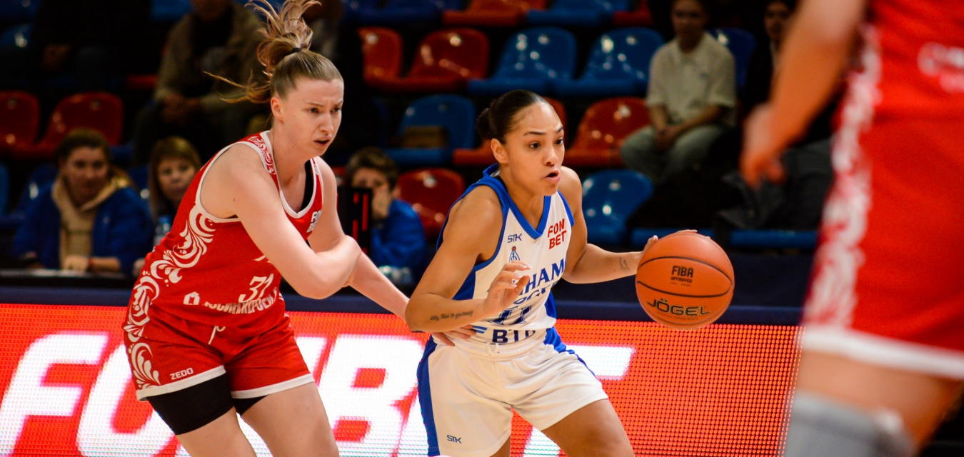 «Динамо» побеждает в московском дерби 