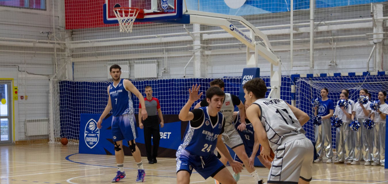 Победный дубль от Екатеринбурга и очередное поражение «Южного слона-СКФУ» 