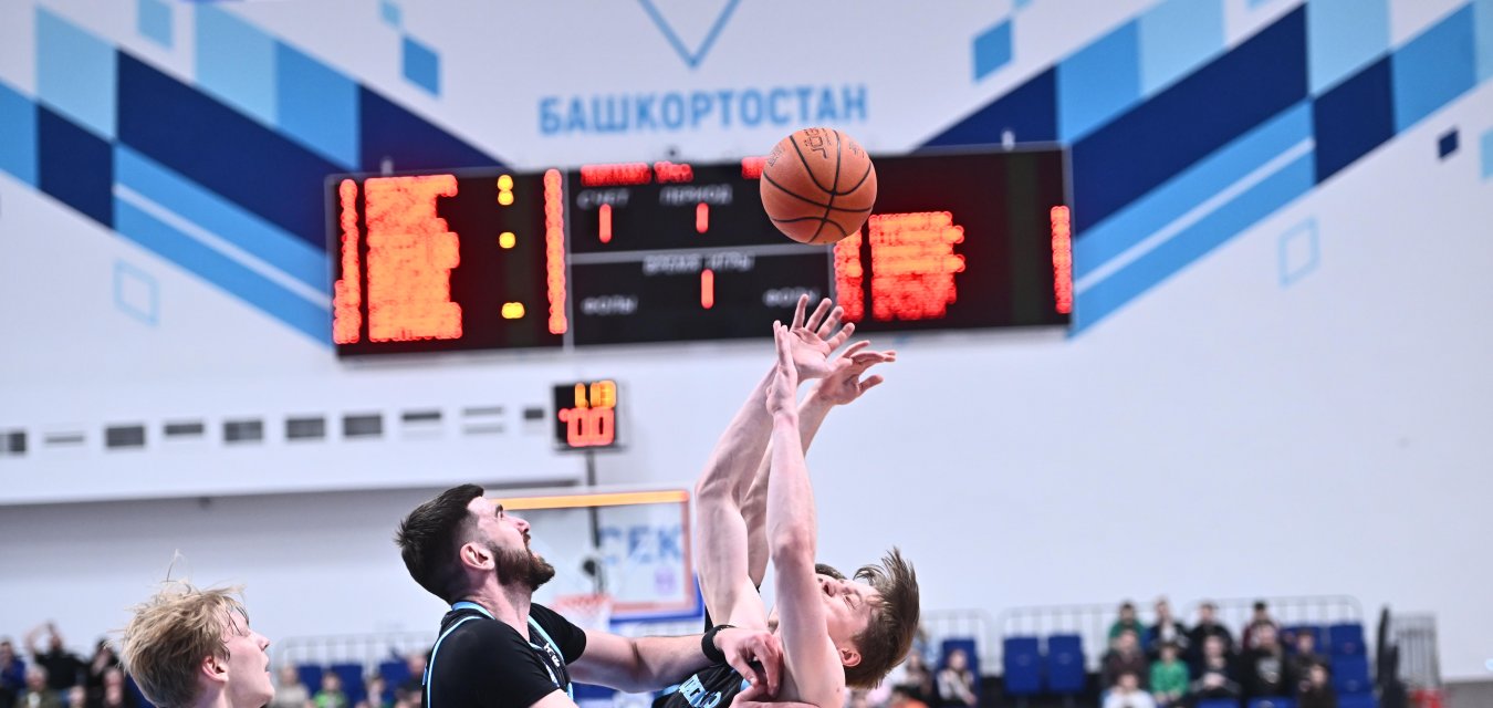 В «динамовском» дерби сильнее оказались дальневосточники