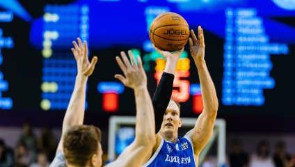 Приморское “Динамо” продлевает серию с “Новосибирском”